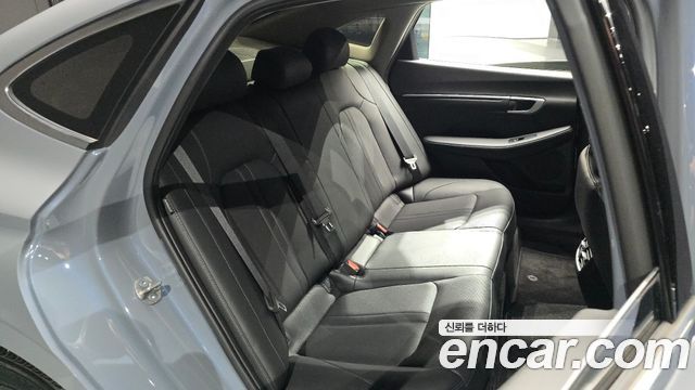 Hyundai Sonata The Edge (DN8) 1.6 Turbo Exclusive 2025 — фото 11
