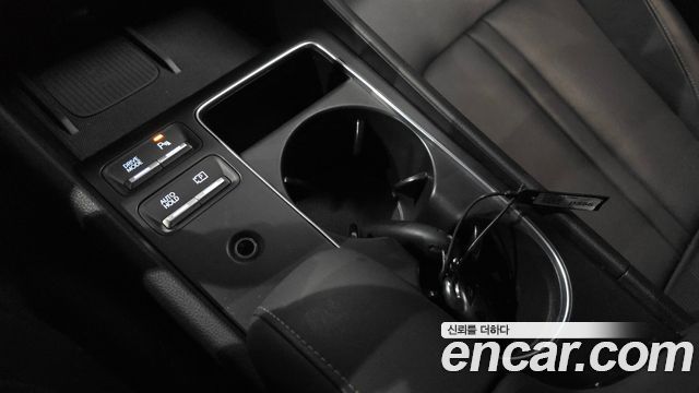 Hyundai Sonata The Edge (DN8) 1.6 Turbo Exclusive 2025 — фото 20