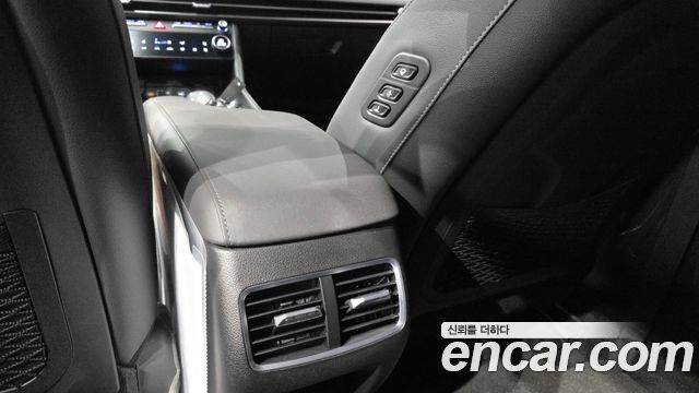 Hyundai Sonata The Edge (DN8) 1.6 Turbo Exclusive 2025 — фото 35