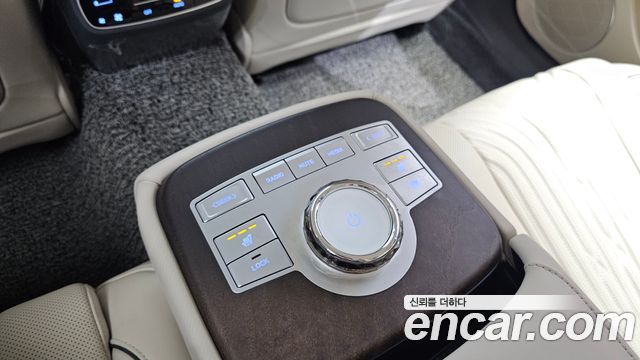 Genesis G80 (RG3) Gasoline 2.5 Turbo 2WD 2023 — фото 29
