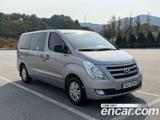 Hyundai Grand Starex 3-Seater VAN Modern 2018 — фото 3