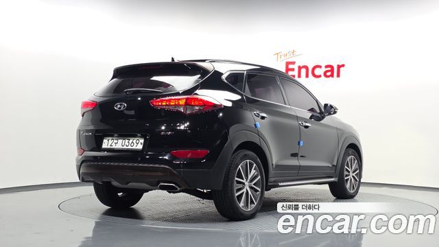Hyundai Tucson Diesel 1.7 2WD Modern Fever 2017 — фото 2