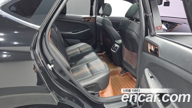Hyundai Tucson Diesel 1.7 2WD Modern Fever 2017 — фото 11