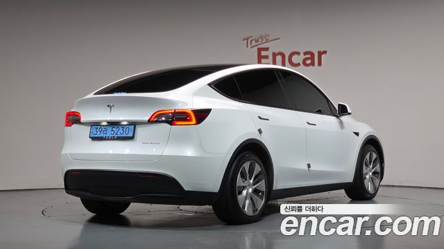 Tesla Model Y Long Range AWD 2021 — фото 2