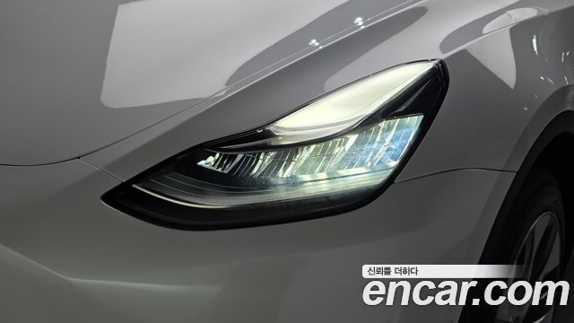 Tesla Model Y Long Range AWD 2021 — фото 22