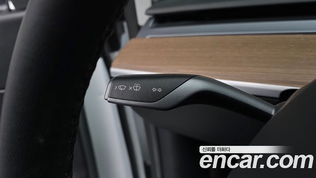 Tesla Model Y Long Range AWD 2021 — фото 27