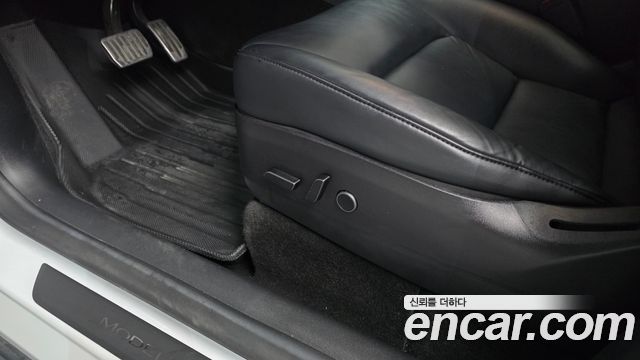 Tesla Model Y Long Range AWD 2021 — фото 29