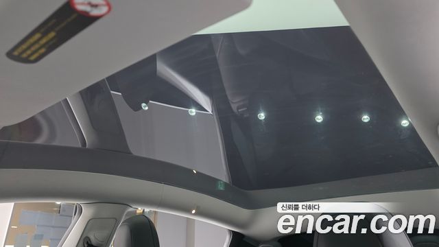 Tesla Model Y Long Range AWD 2021 — фото 31