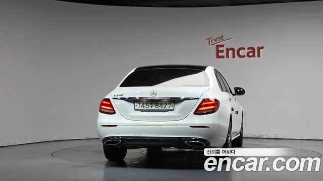 Mercedes-Benz E-Class (W213) E250 Avantgarde 2020 — фото 4
