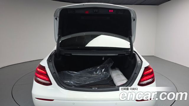 Mercedes-Benz E-Class (W213) E250 Avantgarde 2020 — фото 20