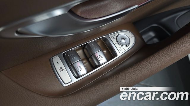 Mercedes-Benz E-Class (W213) E250 Avantgarde 2020 — фото 34