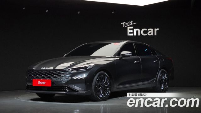 Kia K8 2.5 Gasoline 2WD Signature Special 2023 — фото 1