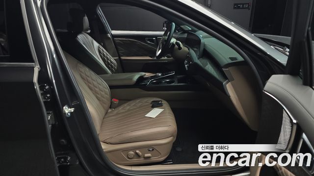Kia K8 2.5 Gasoline 2WD Signature Special 2023 — фото 26