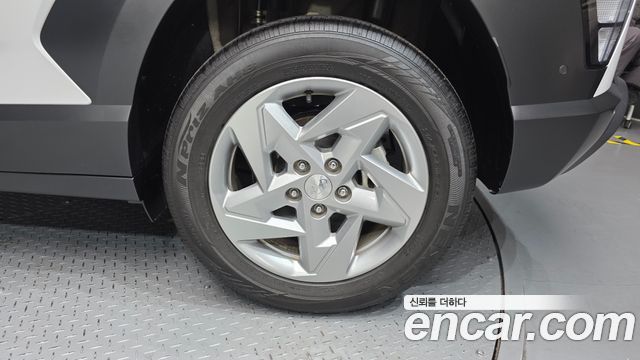 Hyundai Kona (SX2) Gasoline 1.6 Turbo 2WD Premium 2024 — фото 27