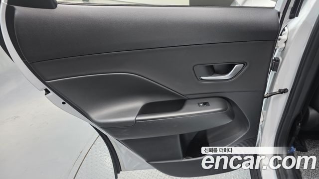 Hyundai Kona (SX2) Gasoline 1.6 Turbo 2WD Premium 2024 — фото 31