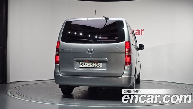 Hyundai Grand Starex 3-Seater VAN Smart Special 2016 — фото 4