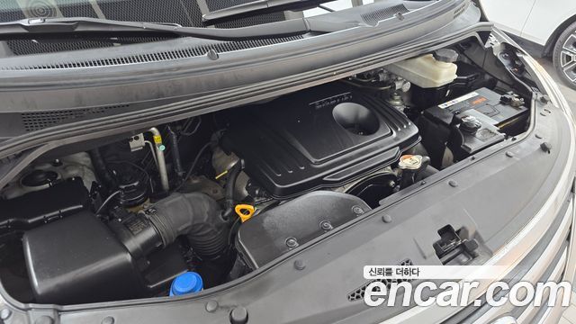 Hyundai Grand Starex 3-Seater VAN Smart Special 2016 — фото 6