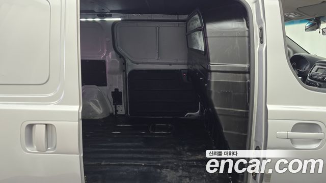 Hyundai Grand Starex 3-Seater VAN Smart Special 2016 — фото 12