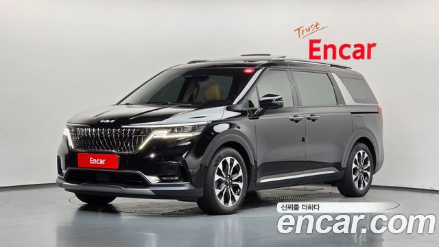 Kia Carnival (IV) Gasoline 9-Seater Signature 2023 — фото 1