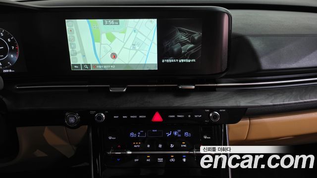 Kia Carnival (IV) Gasoline 9-Seater Signature 2023 — фото 12