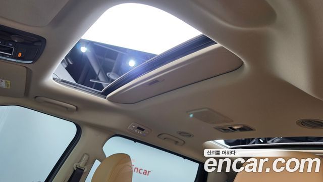 Kia Carnival (IV) Gasoline 9-Seater Signature 2023 — фото 17