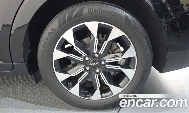 Kia Carnival (IV) Gasoline 9-Seater Signature 2023 — фото 21