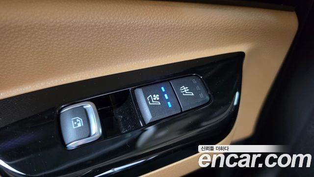 Kia Carnival (IV) Gasoline 9-Seater Signature 2023 — фото 27