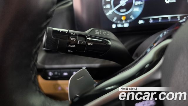 Kia Carnival (IV) Gasoline 9-Seater Signature 2023 — фото 28