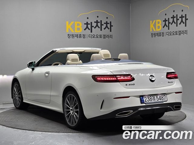 Mercedes-Benz E-Class (W213) E450 4MATIC Cabriolet 2023 — фото 2