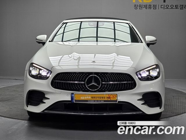 Mercedes-Benz E-Class (W213) E450 4MATIC Cabriolet 2023 — фото 3