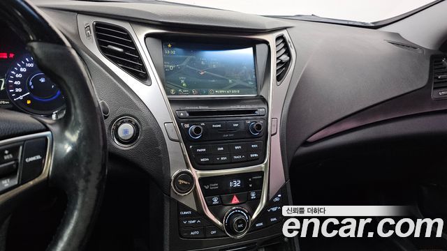 Hyundai Grandeur (HG) LPG HG300 Premium 2014 — фото 15