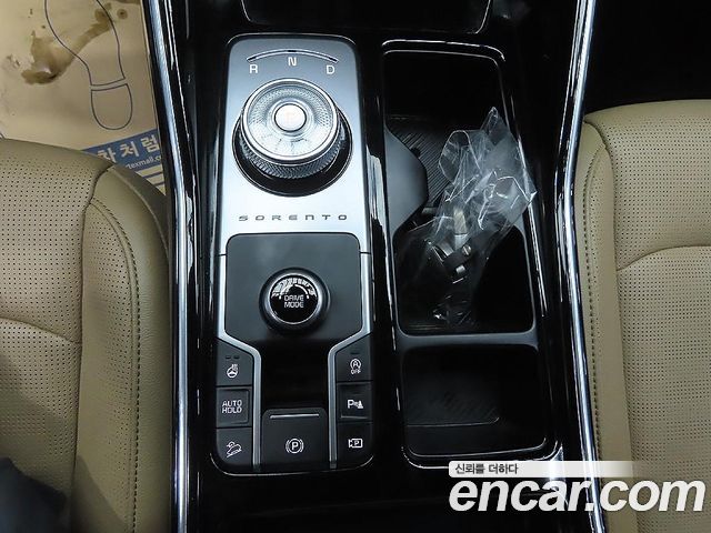 Kia Sorento (IV) Gasoline 2.5T 2WD Noblesse 2024 — фото 18