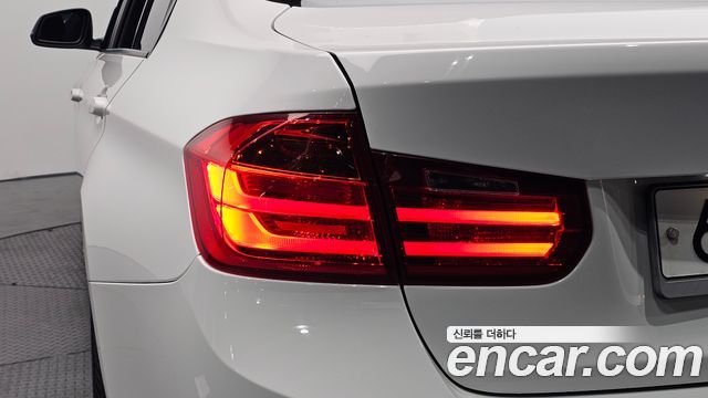 BMW 3 Series (F30) 320d 2012 — фото 23