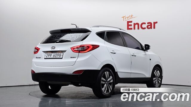 Hyundai Tucson ix Diesel(e-VGT) 2WD Smart special 2014 — фото 2