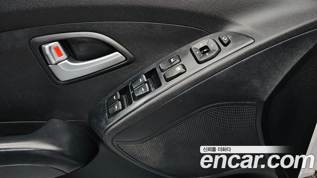 Hyundai Tucson ix Diesel(e-VGT) 2WD Smart special 2014 — фото 15