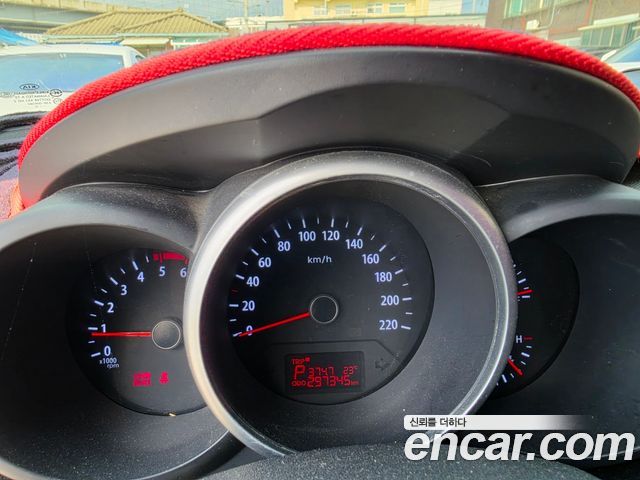 Kia Soul Diesel 1.6 Luxury 2013 — фото 5