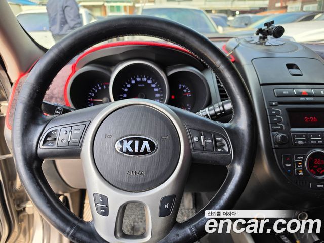 Kia Soul Diesel 1.6 Luxury 2013 — фото 7