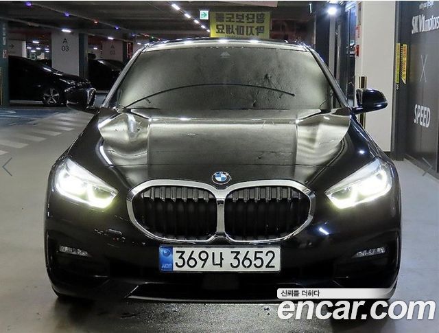 BMW 1 Series (F40) 118d Sport 2021 — фото 1