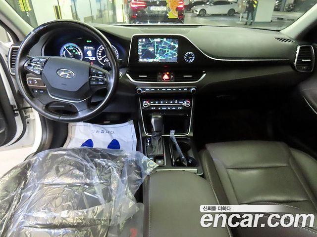 Hyundai Grandeur Hybrid (IG) Exclusive 2018 — фото 10