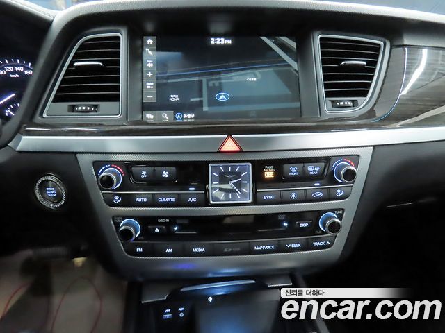 Genesis G80 3.3 GDI AWD Premium Luxury 2018 — фото 15