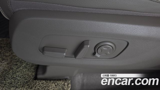 Kia Carnival (IV) Diesel 9-Seater Signature 2025 — фото 31