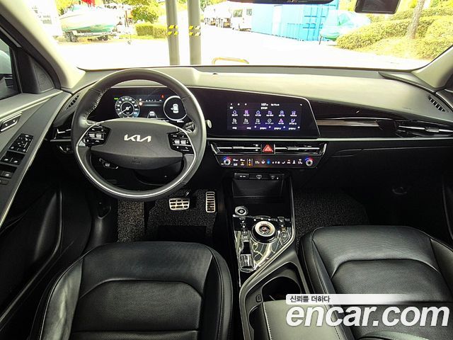 Kia Niro EV Earth 2024 — фото 10