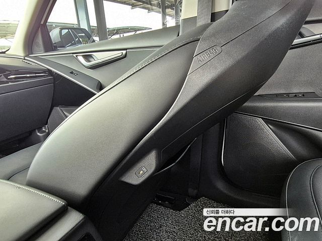 Kia Niro EV Earth 2024 — фото 19