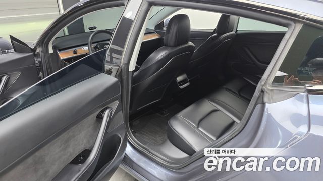 Tesla Model 3 Standard Range Plue RWD 2020 — фото 11