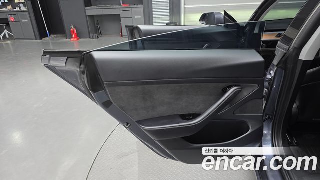Tesla Model 3 Standard Range Plue RWD 2020 — фото 25