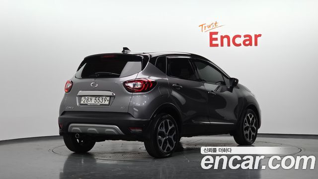 Renault Korea QM3 RE 2018 — фото 2