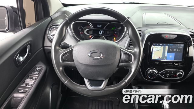 Renault Korea QM3 RE 2018 — фото 13