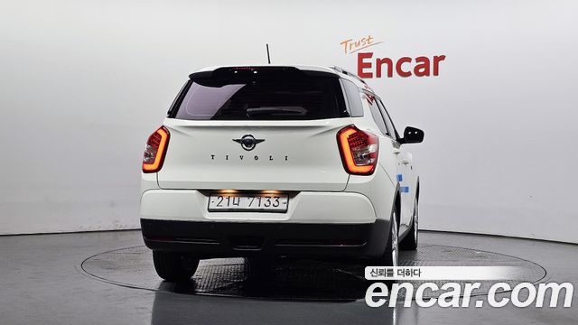 KG Mobility (SsangYong) Tivoli Air Diesel IX 4WD 2017 — фото 4