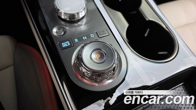 Genesis GV70 2.5T Gasoline 2WD 2025 — фото 9