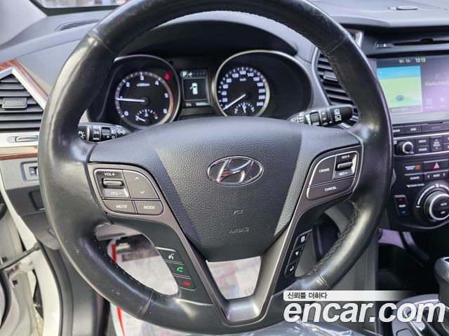 Hyundai Santa Fe The Prime Diesel 2.0 2WD Modern 2016 — фото 10